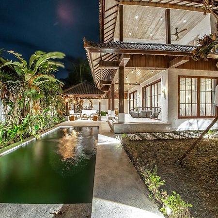 Putri Salju Villa By Evdekimi Ubud מראה חיצוני תמונה